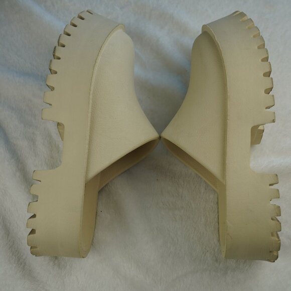 Jeffrey Campbell Cream Platform Clogs Size 10 Y2K Chunky Slip-On Slides‎ - Picture 10 of 11